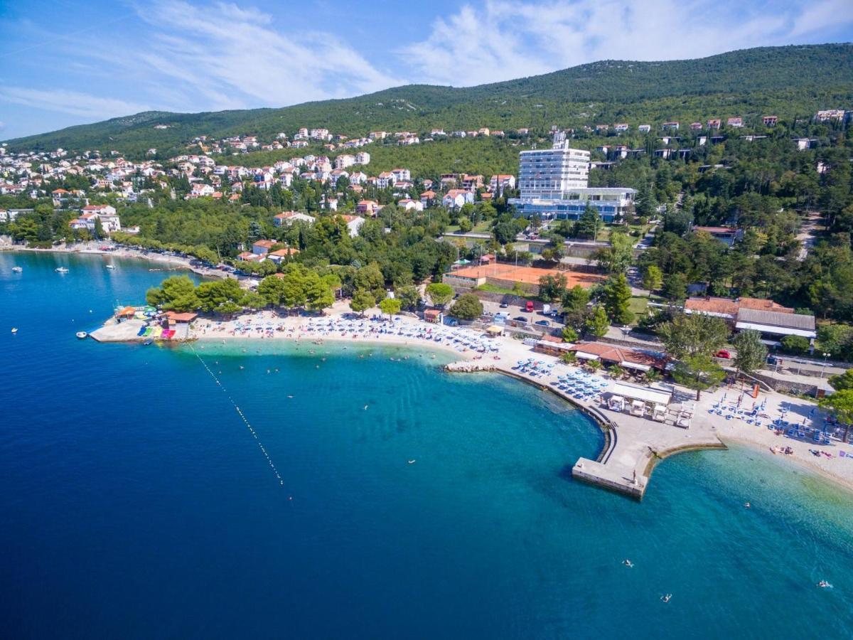 Apartments Petak Novi Dramalj Εξωτερικό φωτογραφία
