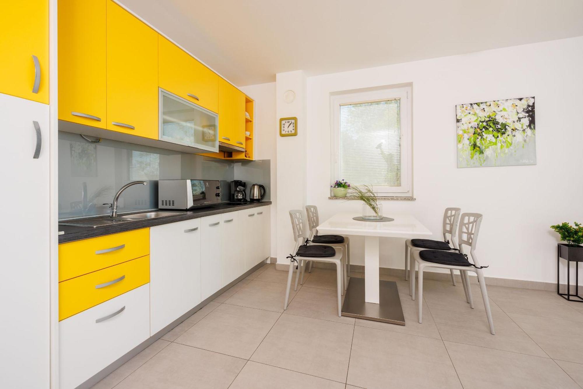 Apartments Petak Novi Dramalj Εξωτερικό φωτογραφία